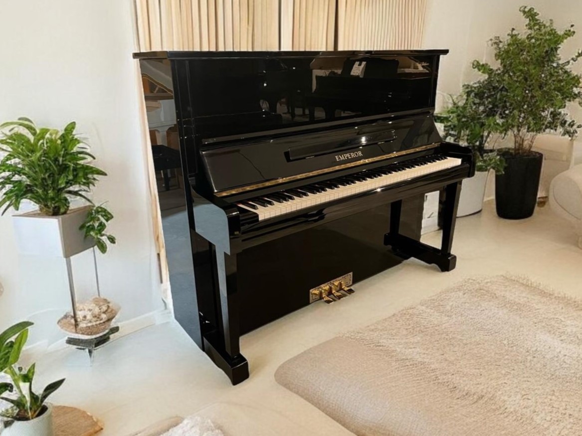 פסנתר KAWAI EMPEROR