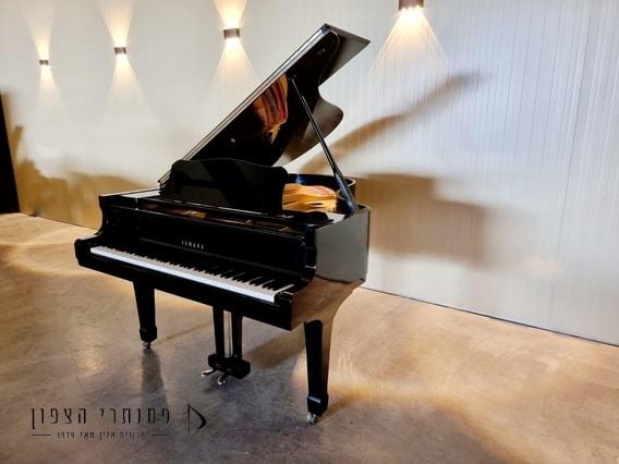 פסנתר כנף YAMAHA CS