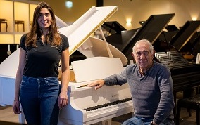 מכירת פסנתרים