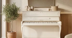 פסנתר YAMAHA W116 לבן